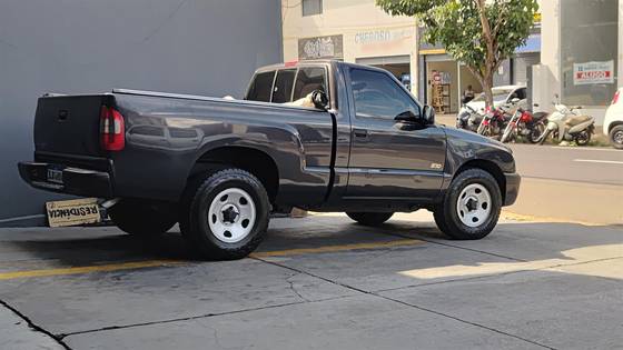CHEVROLET S10 2.8 4X2 CS 12V TURBO INTERCOOLER DIESEL 2P MANUAL CHEVROLET S10 2.8 4X2 CS 12V TURBO INTERCOOLER DIESEL 2P MANUAL